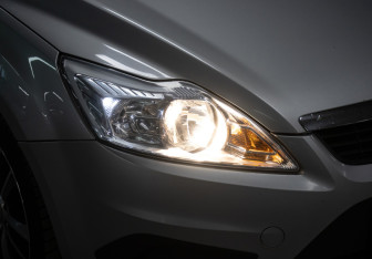 Подержанный автомобиль Ford Focus Sedan 2010 года (19 фото)