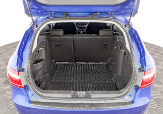 Подержанный автомобиль LADA (ВАЗ) Vesta Wagon 2020 года (10 фото)