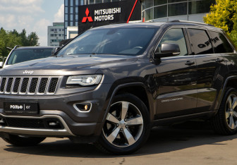 Подержанный автомобиль Jeep Grand Cherokee 2014 года (23 фото)
