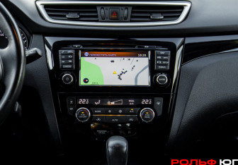 Подержанный автомобиль Nissan Qashqai 2018 года (12 фото)