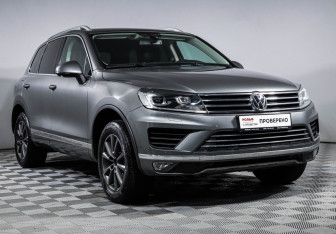 Подержанный автомобиль Volkswagen Touareg 2015 года (3 фото)