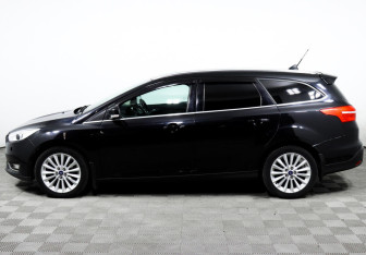Подержанный автомобиль Ford Focus Wagon 2017 года (3 фото)