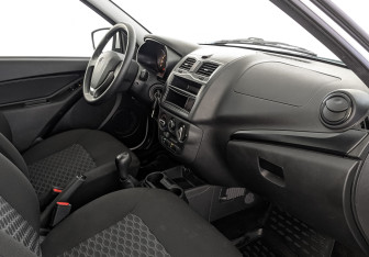 Подержанный автомобиль LADA (ВАЗ) Granta Sedan 2024 года (11 фото)