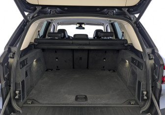 Подержанный автомобиль BMW X5 2020 года (10 фото)