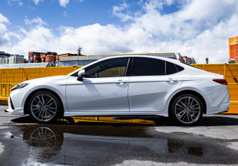 Подержанный автомобиль Toyota Camry Sedan 2025 года (4 фото)