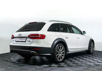 Подержанный автомобиль Audi A4 allroad 2014 года (5 фото)