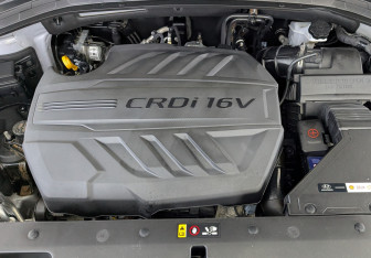 Подержанный автомобиль Hyundai Santa Fe 2019 года (9 фото)