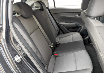 Подержанный автомобиль Kia Rio Hatchback 2021 года (12 фото)