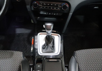 Подержанный автомобиль Kia Ceed Wagon 2019 года (18 фото)