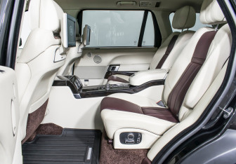 Подержанный автомобиль Land Rover Range Rover 2016 года (20 фото)