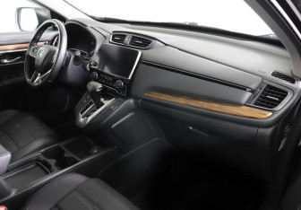 Подержанный автомобиль Honda CR-V 2019 года (7 фото)