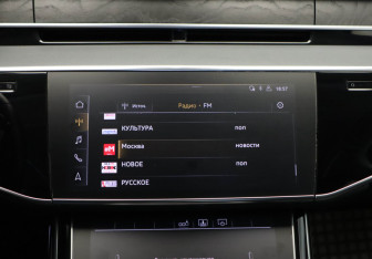 Подержанный автомобиль Audi A8 2019 года (29 фото)