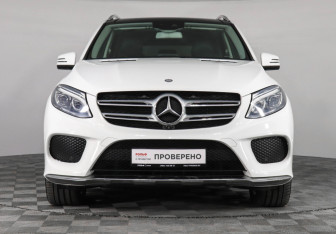 Подержанный автомобиль Mercedes-Benz GLE 2016 года (2 фото)