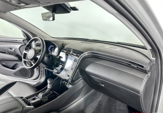 Подержанный автомобиль Hyundai Tucson 2024 года (14 фото)