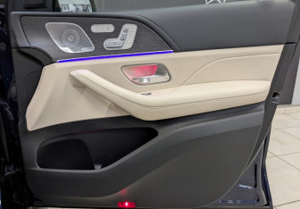 Подержанный автомобиль Mercedes-Benz GLE 2021 года (12 фото)