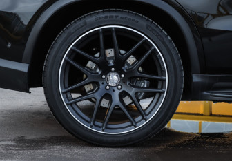 Подержанный автомобиль Mercedes-Benz GLE AMG 2017 года (13 фото)