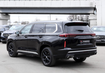 Подержанный автомобиль Exeed VX 2022 года (7 фото)