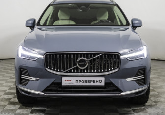 Подержанный автомобиль Volvo XC60 2021 года (2 фото)