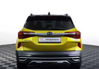 Подержанный автомобиль Kia Seltos 2020 года (6 фото)