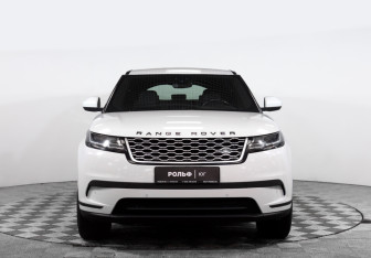 Подержанный автомобиль Land Rover Range Rover Velar 2018 года (3 фото)