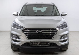 Подержанный автомобиль Hyundai Tucson 2019 года (2 фото)