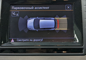 Подержанный автомобиль Volkswagen Golf Hatchback 2014 года (28 фото)