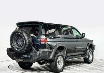 Подержанный автомобиль Mitsubishi Pajero Sport 2007 года (20 фото)