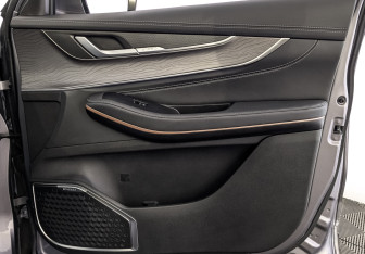 Подержанный автомобиль Exeed LX 2023 года (23 фото)