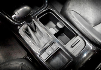 Подержанный автомобиль Kia Sorento 2014 года (24 фото)