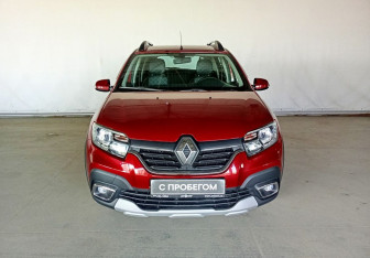 Подержанный автомобиль Renault Sandero 2021 года (2 фото)