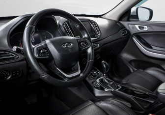 Подержанный автомобиль Chery Tiggo 7 2019 года (14 фото)