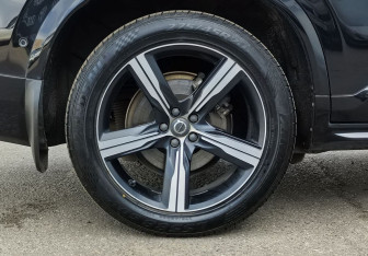 Подержанный автомобиль Volvo XC90 2018 года (10 фото)