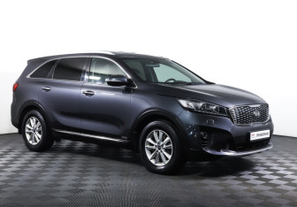 Подержанный автомобиль Kia Sorento 2019 года (3 фото)