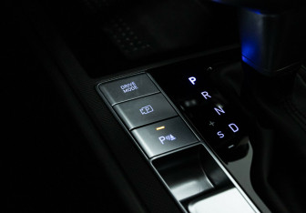 Подержанный автомобиль Hyundai Elantra Sedan 2021 года (13 фото)