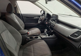 Подержанный автомобиль Kia Seltos 2021 года (9 фото)