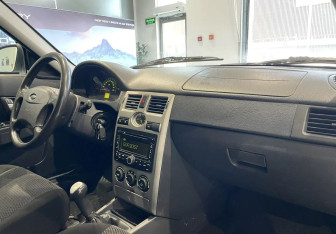 Подержанный автомобиль LADA (ВАЗ) Priora Sedan 2012 года (8 фото)