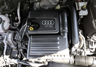 Подержанный автомобиль Audi Q3 2020 года (9 фото)