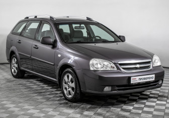 Подержанный автомобиль Chevrolet Lacetti Wagon 2011 года (3 фото)