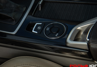 Подержанный автомобиль Hyundai i40 Sedan 2012 года (14 фото)