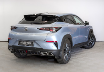 Подержанный автомобиль Changan UNI-T 2023 года (5 фото)