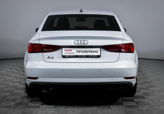 Подержанный автомобиль Audi A3 Sedan 2019 года (6 фото)