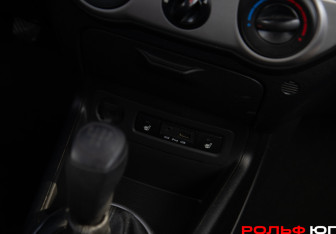 Подержанный автомобиль Hyundai i20 2009 года (17 фото)