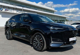 Подержанный автомобиль Changan UNI-K 2023 года (3 фото)
