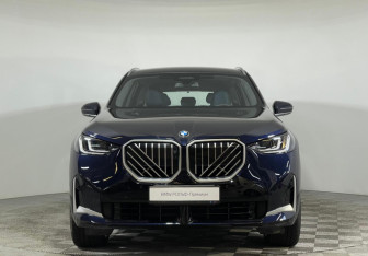 Новый BMW X3 2025 (2 фото)