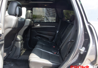 Подержанный автомобиль Jeep Grand Cherokee 2014 года (7 фото)