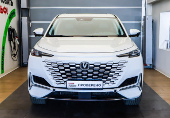 Подержанный автомобиль Changan UNI-K 2023 года (2 фото)