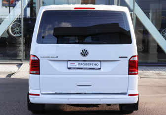 Подержанный автомобиль Volkswagen Caravelle 2019 года (5 фото)