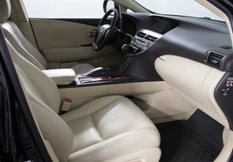 Подержанный автомобиль Lexus RX 2011 года (26 фото)