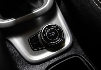 Подержанный автомобиль Suzuki Vitara 2017 года (19 фото)