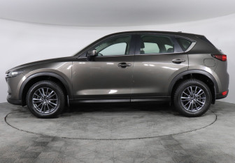 Подержанный автомобиль Mazda CX-5 2021 года (8 фото)